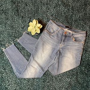 Raw hem jeans